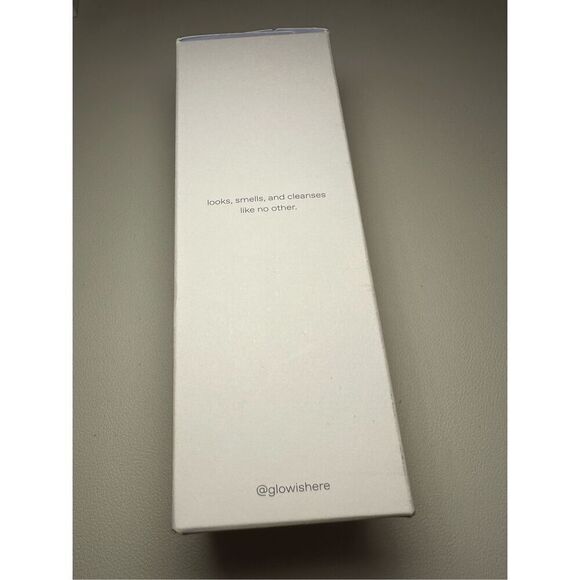 glow - Guava Facial Treatment Cleanser 90ml 6.42 fl oz - Picture 2 of 7